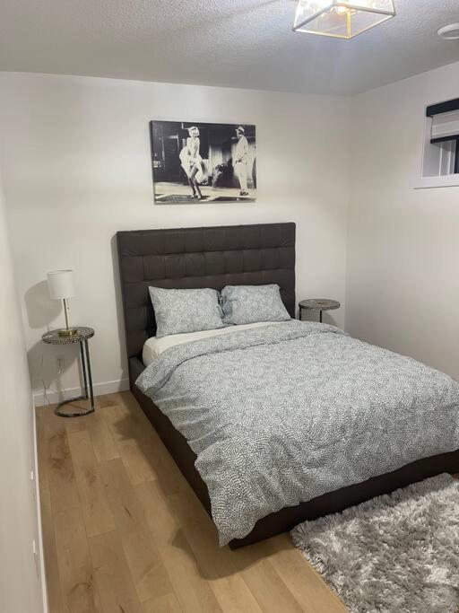 Stylish 2 Bedroom Suite In Sw Edmonton Close To Windermere And Edmonton International Airport ภายนอก รูปภาพ